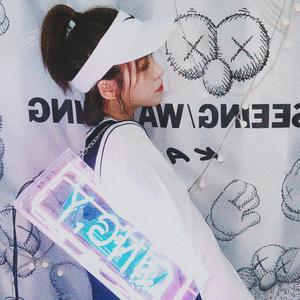 公和我在厨房添我奶头
