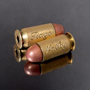 公和我在厨房添我奶头
